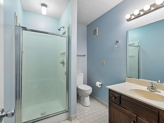 5th image of 1808 State St APT 101