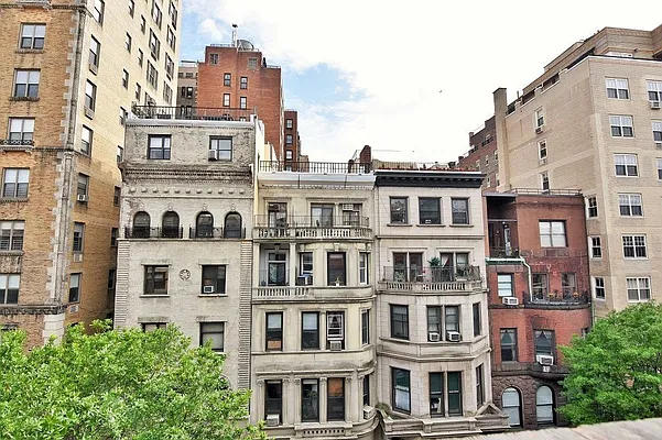 Rented by Balass Ralph, LREB | media 16