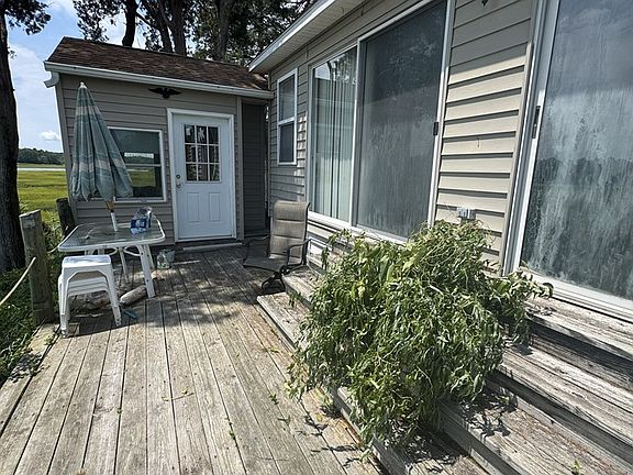 5th image of 6012 Pin Oak Ct