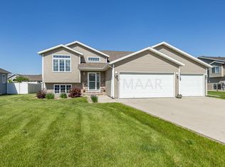 3633 Polk St S, Fargo, ND 58104
