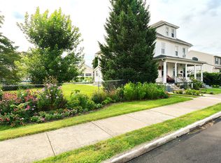 1215 2nd Ave, Hellertown, PA 18055