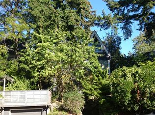 3854 42nd Ave NE, Seattle, WA 98105