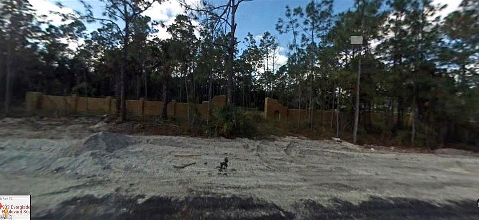 1st image of 933 Everglades Blvd S