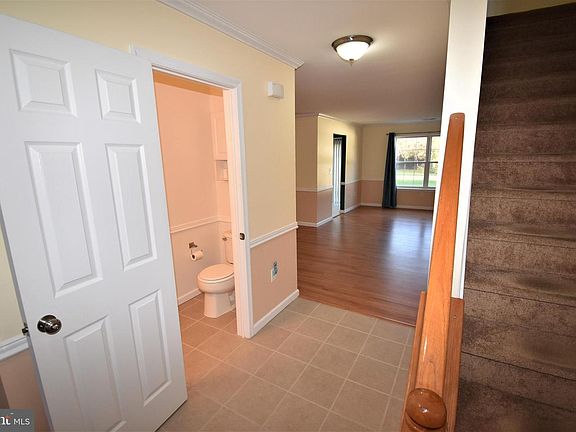 4th image of 7 Tattersall Dr