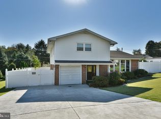 134 Alburger Ave, Philadelphia, PA 19115