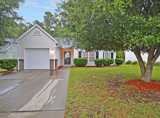 5084 Thornton Dr, Summerville, SC 29485