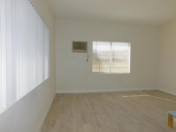 3rd image of 55914 Sunland Dr #55914