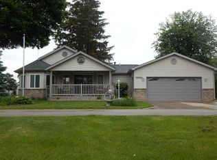12161 N Upper Lakeshore Dr, Monticello, IN 47960