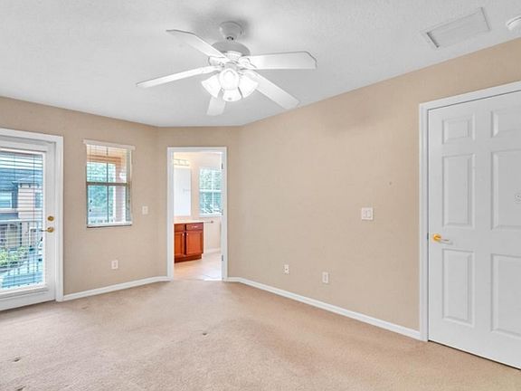 3rd image of 1741 Retreat View Cir