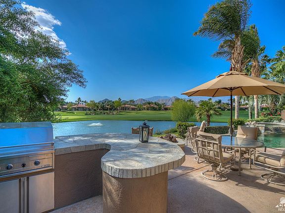 3rd image of 975 Mesa Grande Dr
