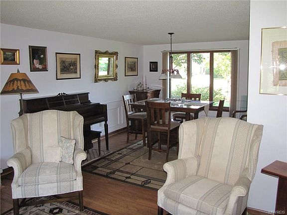 5th image of 245 Shady Grove Dr