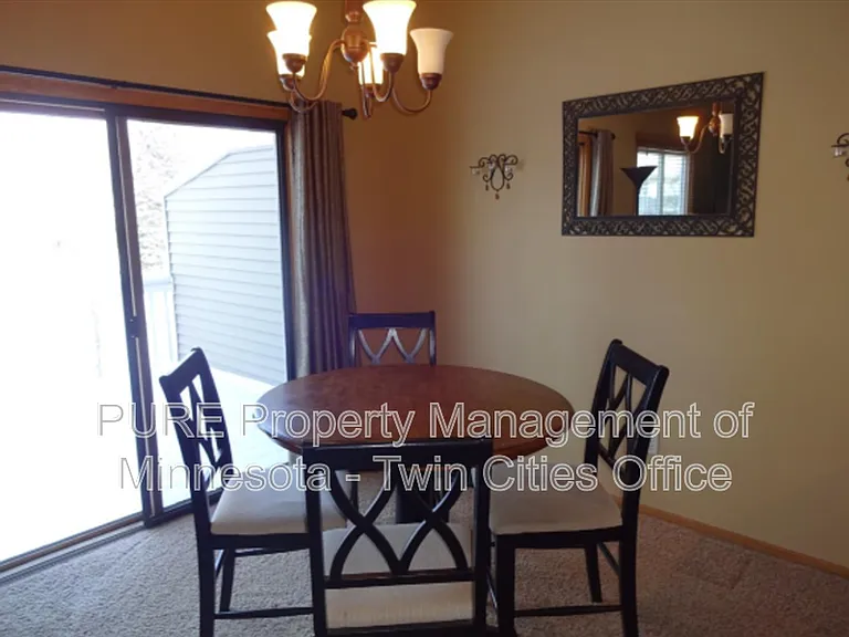 3299 Juliet Dr — Photo 2