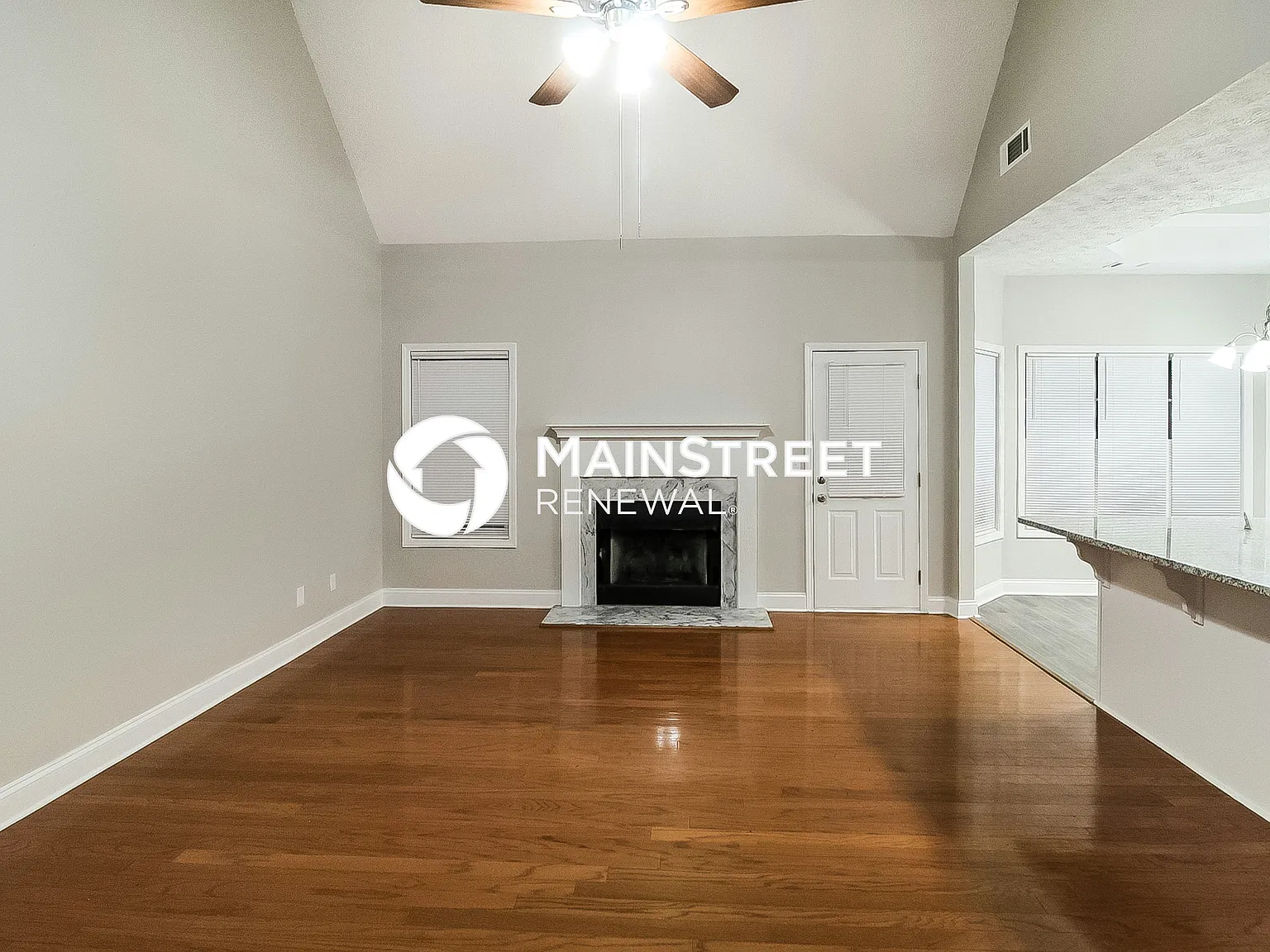 800 Haydens Ridge — Photo 4
