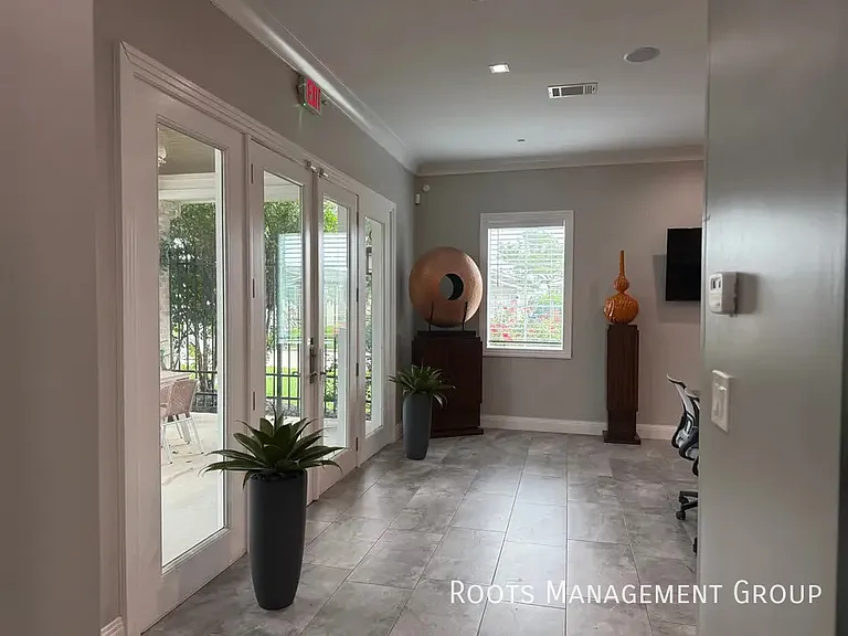 15871 Clarke Springs Dr #15871C — Photo 20
