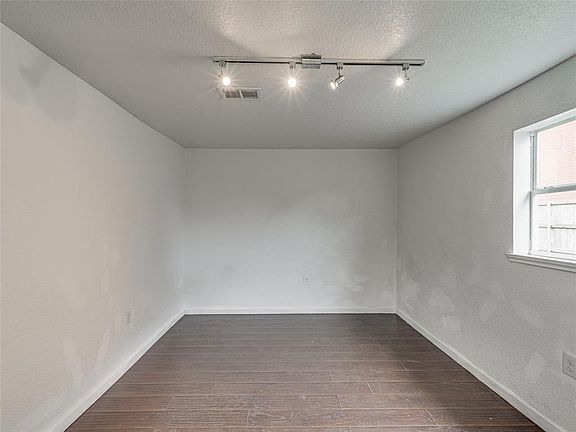 4th image of 3712 S Malcolm X Blvd