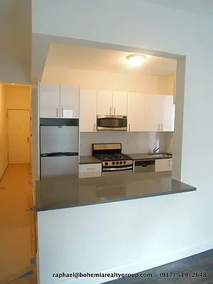 Rented by Bohemia Realty Group | media 26