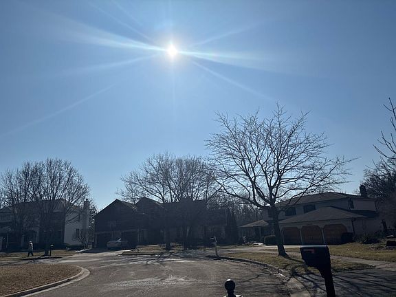 4th image of 5412 Maplewood Pl