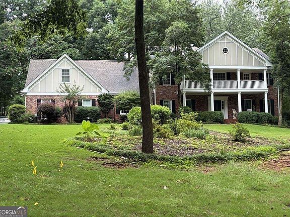 2nd image of 5616 Silver Ridge Dr