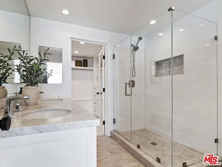 11874 Beach Club Way — Photo 24