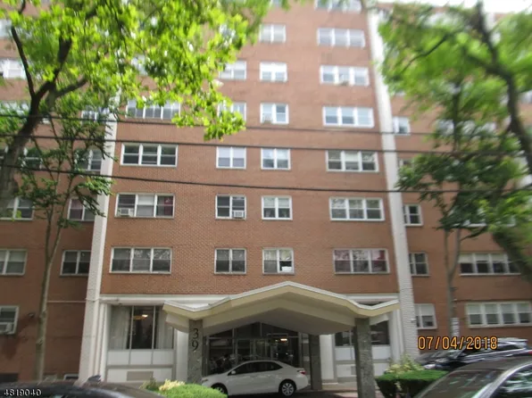 39 E 39th St #J, Paterson, NJ 07514