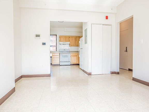 4th image of 599 Columbus Ave #Fm30ng74g