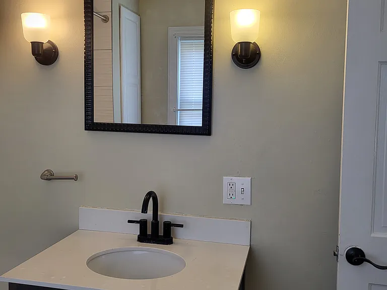 2519 Philmay Ter — Photo 17