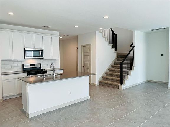 5th image of 28935 Yukon River Ct