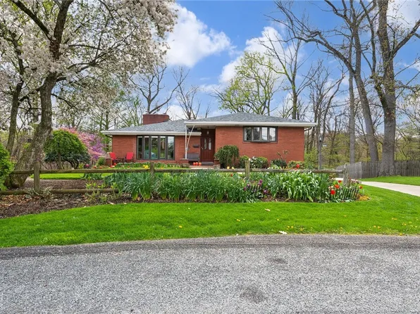 1350 Hillsdale Dr, Monroeville, PA 15146