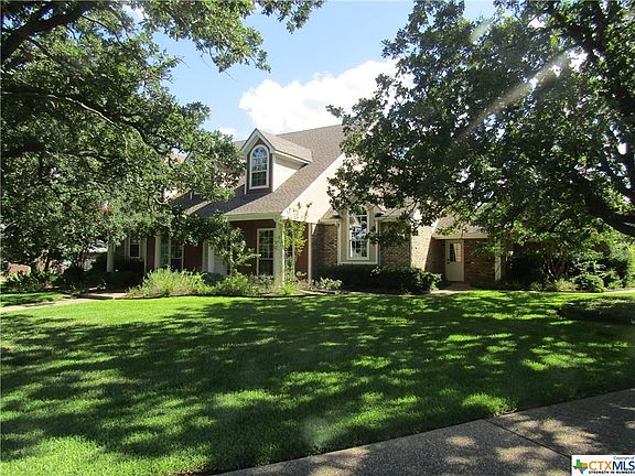 2nd image of 3119 River Place Dr