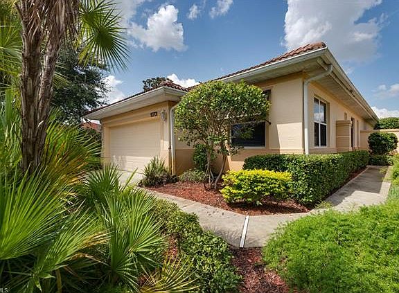 2nd image of 10701 Avila Cir