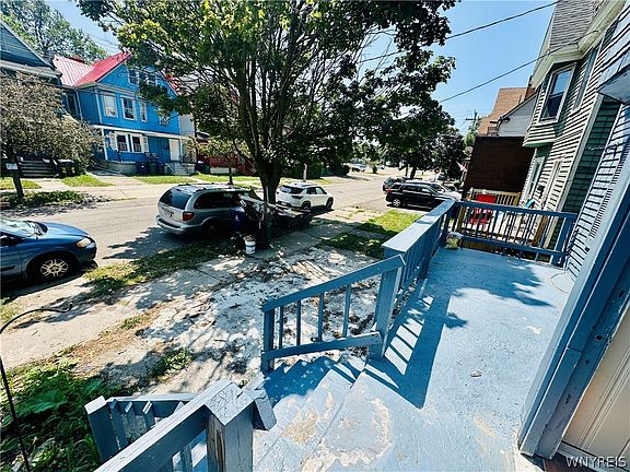 4th image of 114 School St