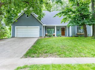 9675 W 83rd St, Overland Park, KS 66204