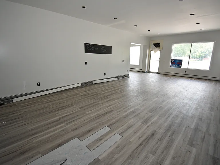 870 Violet Ave #8 — Photo 1