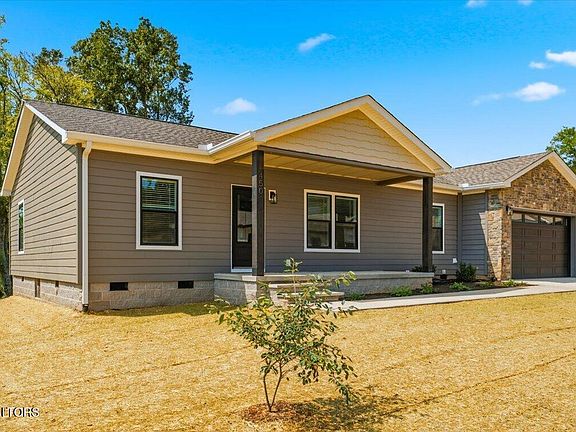 3rd image of 450 Federal Ferry Cir