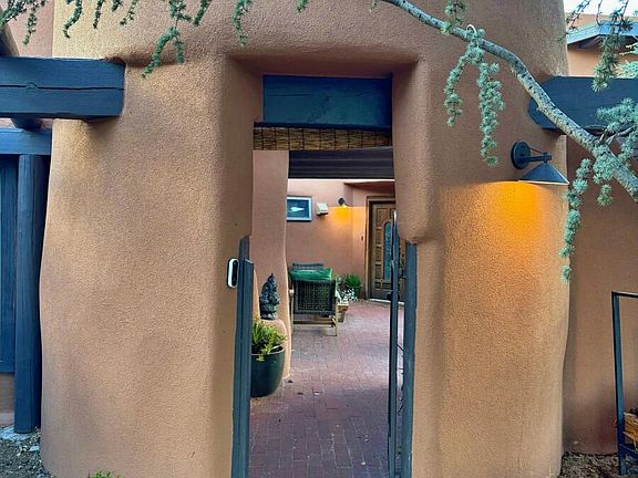 5th image of 931 Camino Ranchitos NW