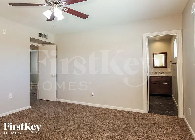 3602 W North Ln — Photo 8