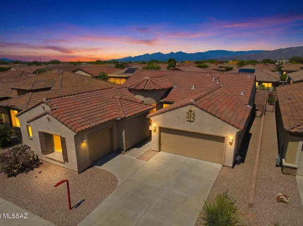 13797 E Poelstra St, Vail, AZ 85641