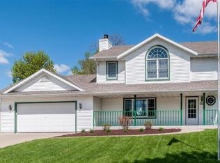 N171W19980 Cherry Hill Cir, Jackson, WI 53037