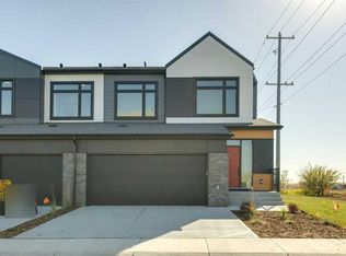 8523 N 21st Ave SE, Calgary, AB T1X0L5