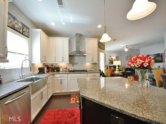 5th image of 318 Sawyer Meadow Way