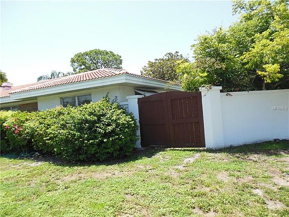 3rd image of 2804 Bougainvillea St