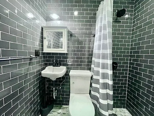 Rented by Doorway NYC, LLC | media 9