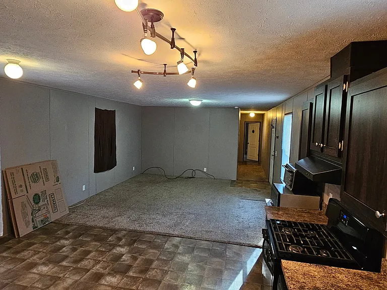 Norton Shores — Photo 20