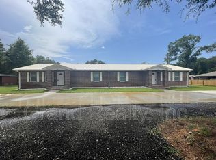 6097 Carr Rd, Milton, FL 32583