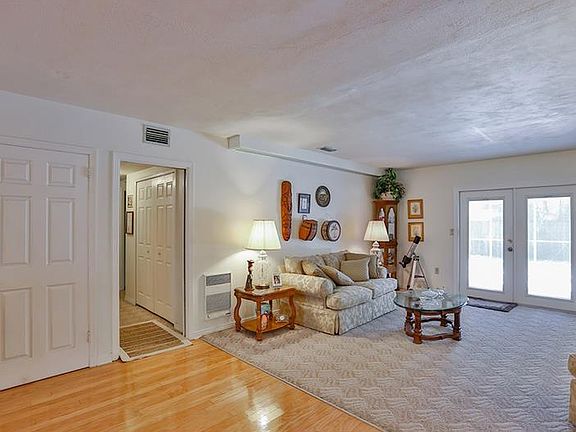 2nd image of 4612 W Bay Court Ave