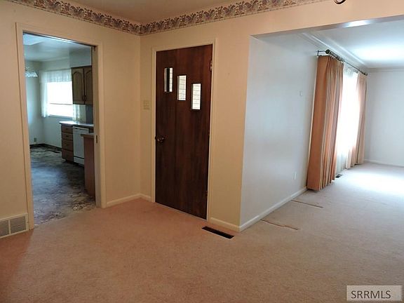 5th image of 5157 E Hansen Ave