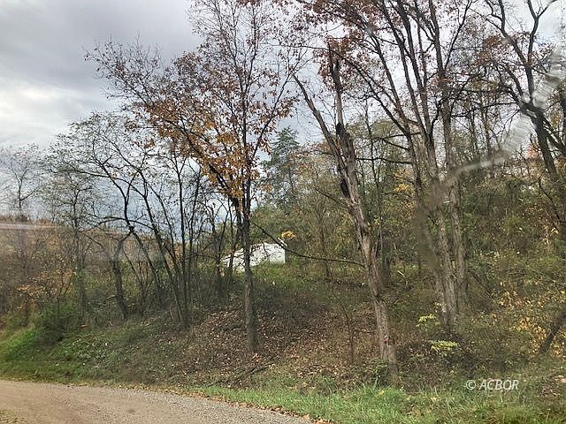 2nd image of Curtis Hollow Rd