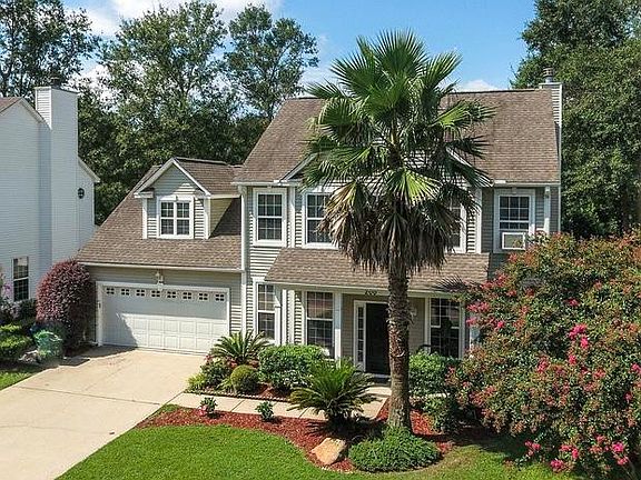 3rd image of 200 Evesham Dr