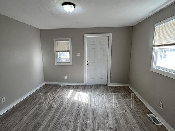 3rd image of 2720 N Olney St