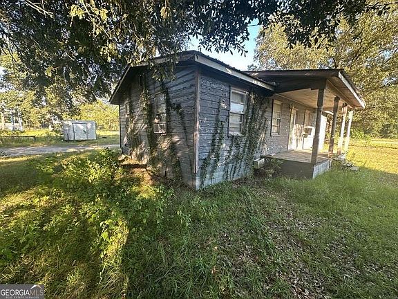 3rd image of 294 Clear Lake Rd NW